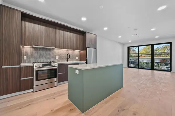 2209 S 1st ST #218, Austin, TX 78704