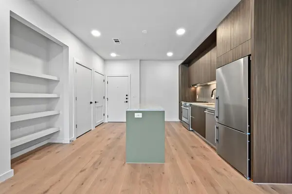 2209 S 1st ST #218, Austin, TX 78704