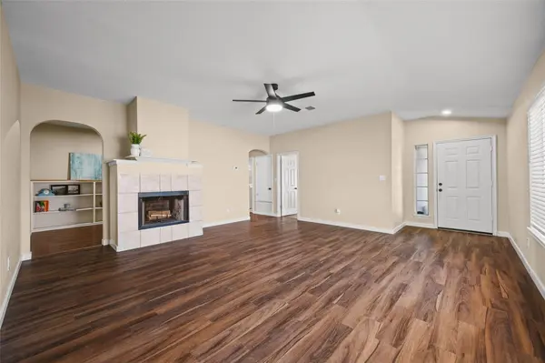 161 Britni LOOP, Kyle, TX 78640