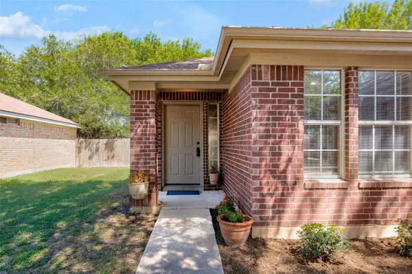 161 Britni LOOP, Kyle, TX 78640