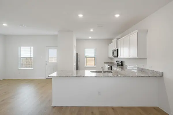 116 Wirepass CRST, Jarrell, TX 76537