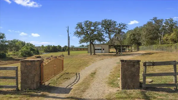 885 State Highway 71, Bastrop, TX 78602