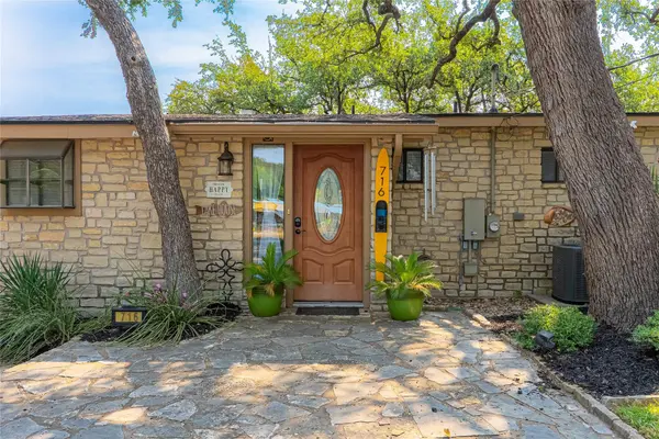 716 Sunrise Ave, Sunrise Beach, TX 78643