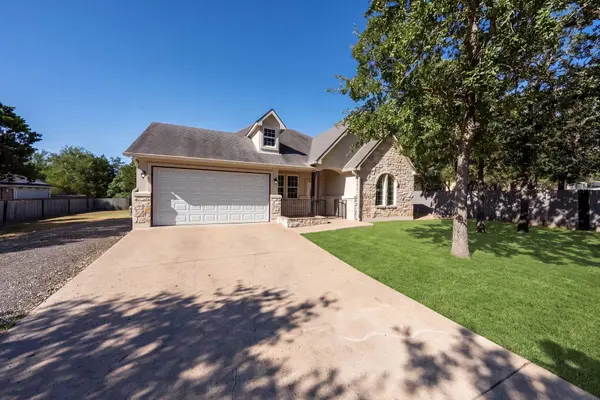 263 Indian Oak DR, Bastrop, TX 78602