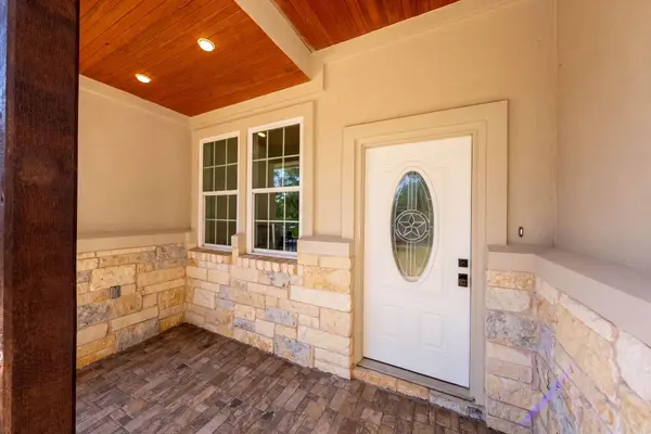 263 Indian Oak DR, Bastrop, TX 78602