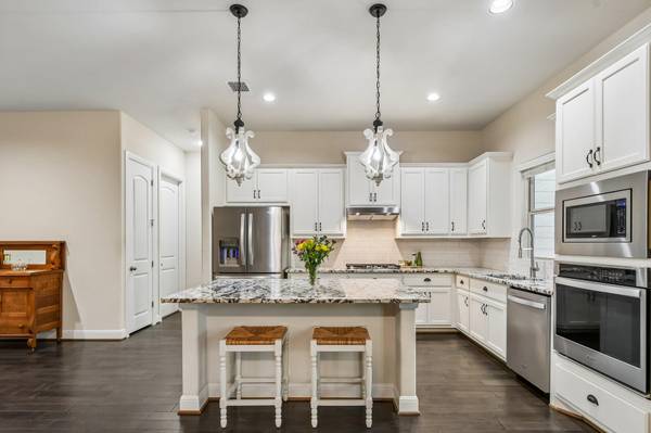 273 Cypress Forest DR, Kyle, TX 78640
