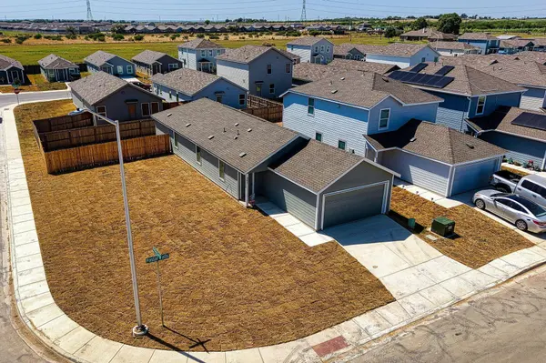 245 Pastar FLS, Seguin, TX 78155