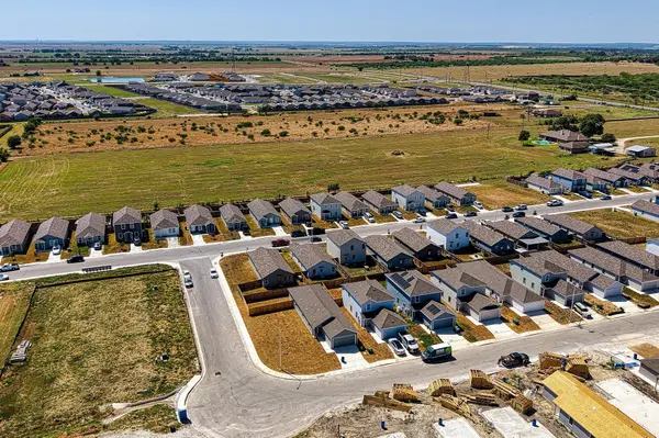 245 Pastar FLS, Seguin, TX 78155