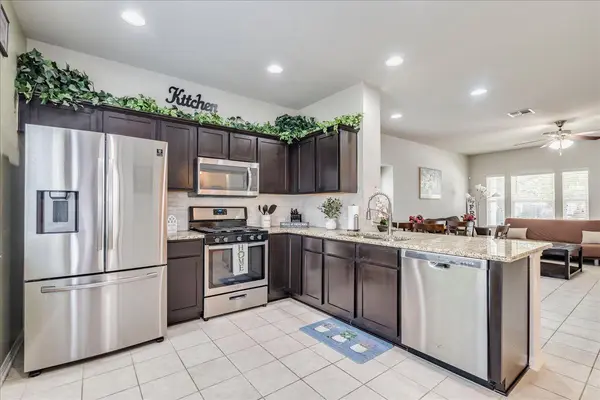 151 Friendship Oak DR, San Marcos, TX 78666