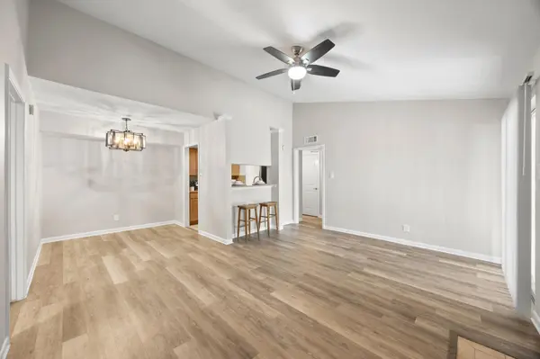 3204 Menchaca RD #104, Austin, TX 78704