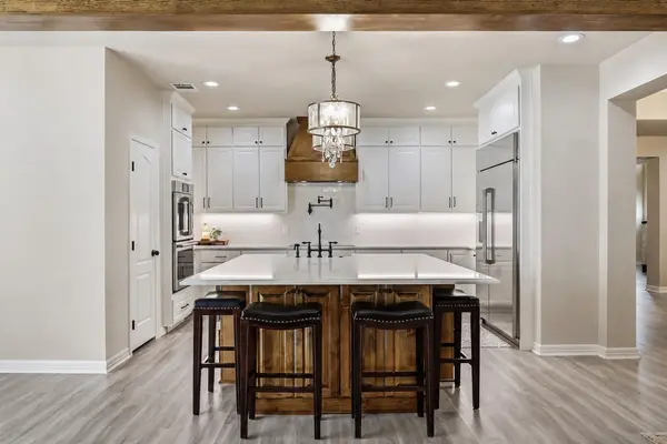 218 Champions DR, Georgetown, TX 78628