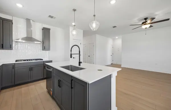 16824 Bustillos PASS, Manor, TX 78653