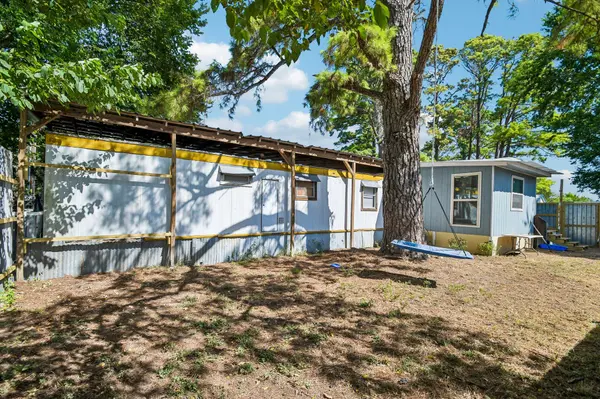 126 Market ST, Bastrop, TX 78602