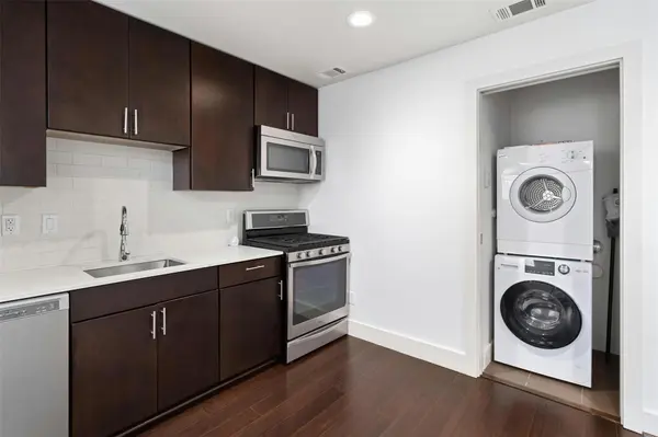 1603 Enfield RD #301, Austin, TX 78703