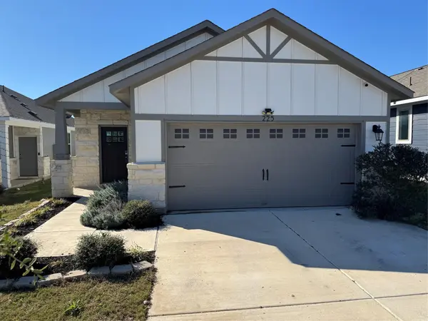 225 Unforgiven LN, Jarrell, TX 76537