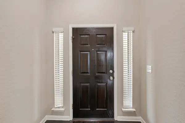 212 La Grotta LN, Georgetown, TX 78628