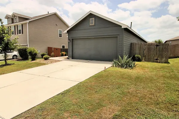 299 Emerald Green TRL, Buda, TX 78610