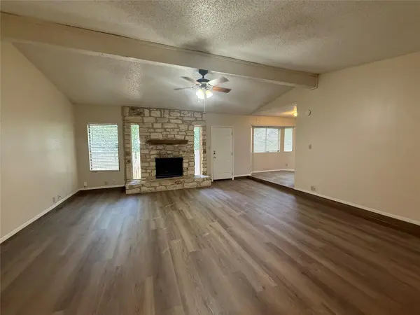 1901 Dauphine CV, Austin, TX 78727