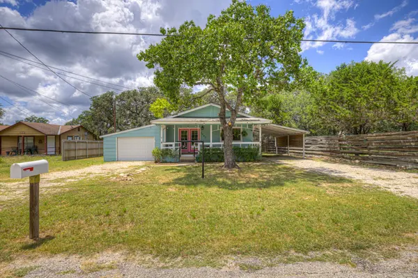 1685 LAKEVIEW DR, Canyon Lake, TX 78133