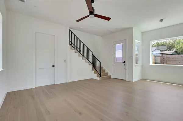 6809 Porter ST #2, Austin, TX 78741