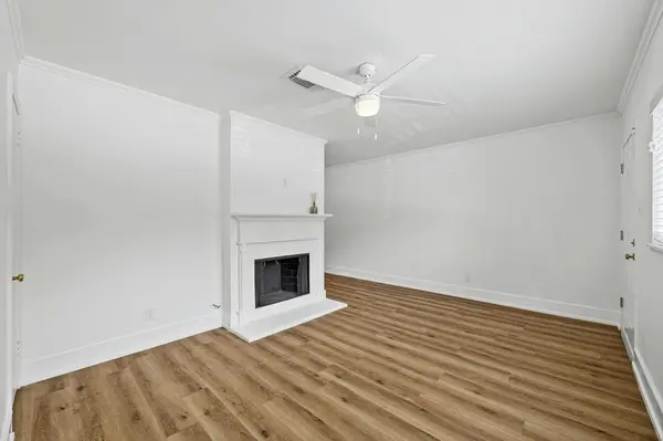2401 Winsted LN #2, Austin, TX 78703