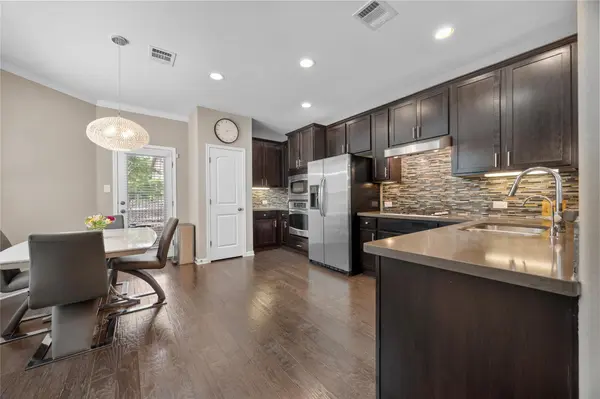 7308 Bandera Ranch TRL #A, Austin, TX 78750