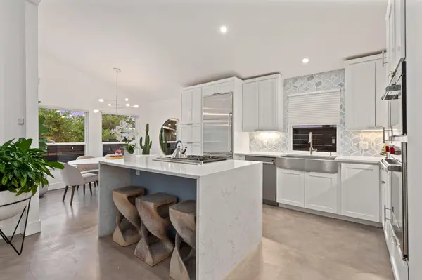 1813 Crooked LN, Austin, TX 78741
