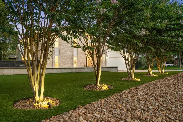 1813 Crooked LN, Austin, TX 78741