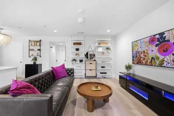 5304 Saint Georges GRN #A, Austin, TX 78745