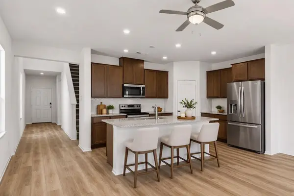 260 Feathers ST, Jarrell, TX 76537