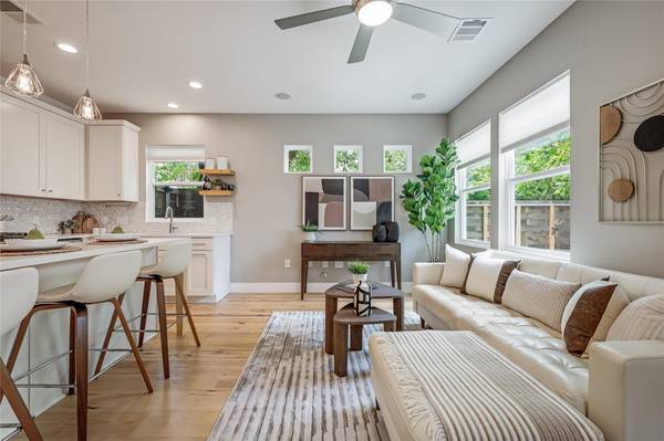 5512 Duval ST #2, Austin, TX 78751