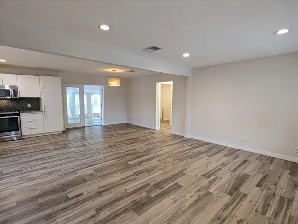 11308 Hilltop ST, Austin, TX 78753