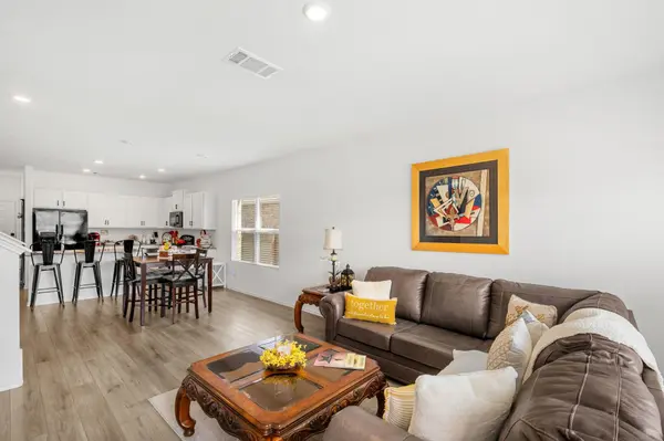 200 Montego ST, Hutto, TX 78634