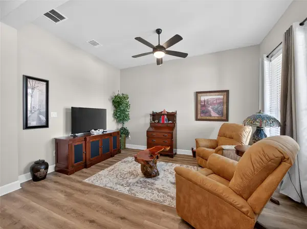 107 Freeman Day DR, Bastrop, TX 78602