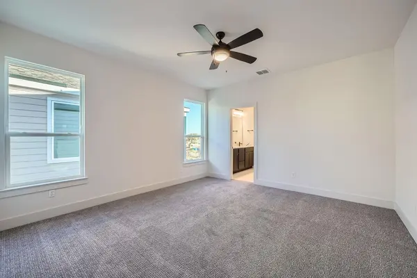1531 N Red Bud LN #27, Round Rock, TX 78665