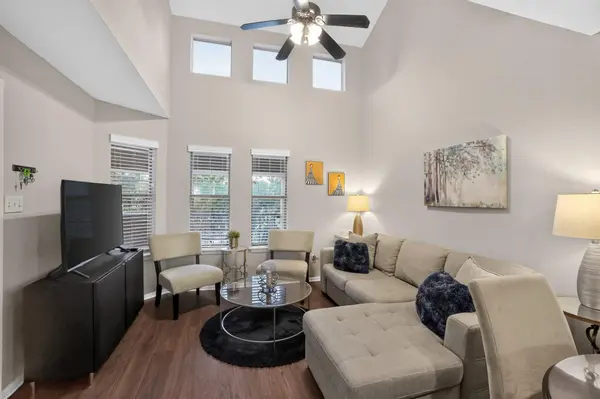 2104 Cullen Ave #7-211, Austin, TX 78757