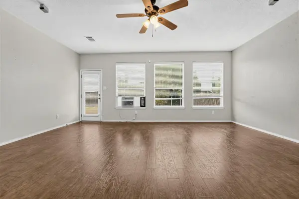 4429 Rolling Water DR, Pflugerville, TX 78660
