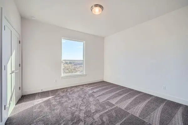 1531 N Red Bud LN #26, Round Rock, TX 78665