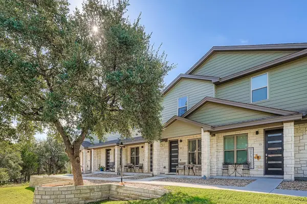 18803 Hogan CIR #14, Point Venture, TX 78645