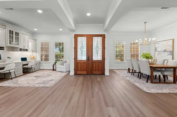 105 Golf View DR, Georgetown, TX 78633