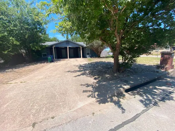 3411 Lynridge DR #B, Austin, TX 78723