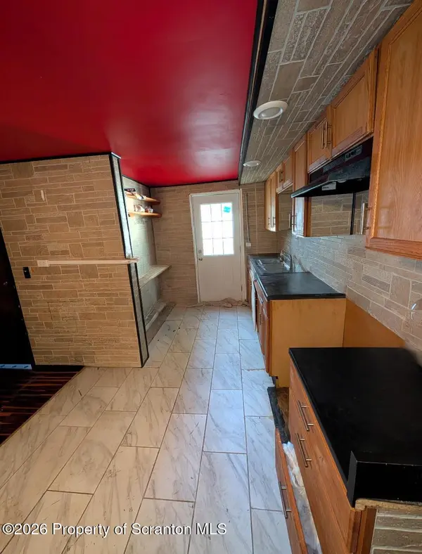 531 N Hyde Park AVE, Scranton, PA 18504