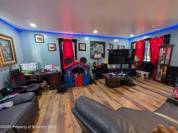 2402 N Main AVE, Scranton, PA 18508