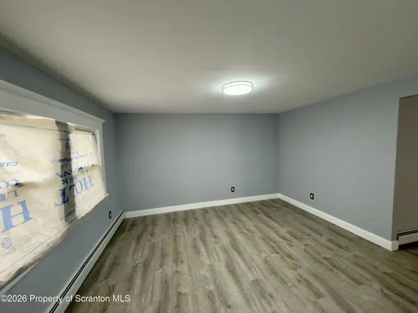 51 Park ST, Carbondale, PA 18407