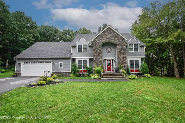 153 Wimmers RD, Jefferson Twp, PA 18436