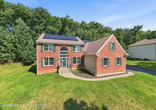 57 Teaberry DR, Drums, PA 18222