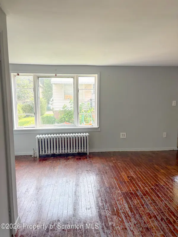 624 Hemlock ST #Rear Right, Scranton, PA 18505