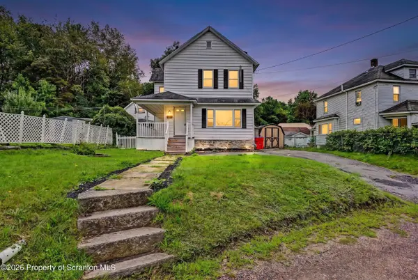 42 Upper Powderly ST, Carbondale, PA 18407