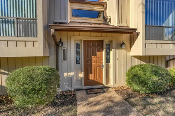 401 Hi There, Horseshoe Bay, TX 78657