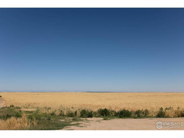2 104th Avenue, Bennett, CO 80102